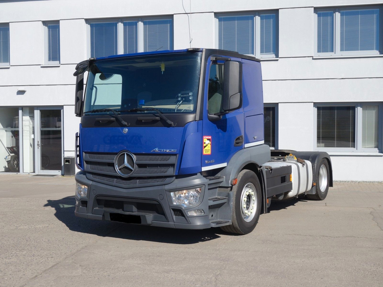 Mercedes-Benz Actros 1843 LSNRL LD, Retarder, Navi, 9 Stk. - Cabeza tractora: foto 1 Mercedes-Benz Actros 1843 LSNRL LD, Retarder, Navi, 9 Stk. - Cabeza tractora: foto 1