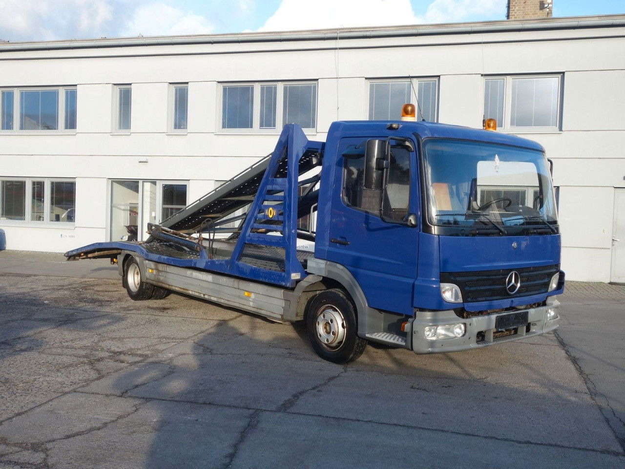 Mercedes-Benz Atego 815 für 2 PKW - Camión portavehículos: foto 4 Mercedes-Benz Atego 815 für 2 PKW - Camión portavehículos: foto 4