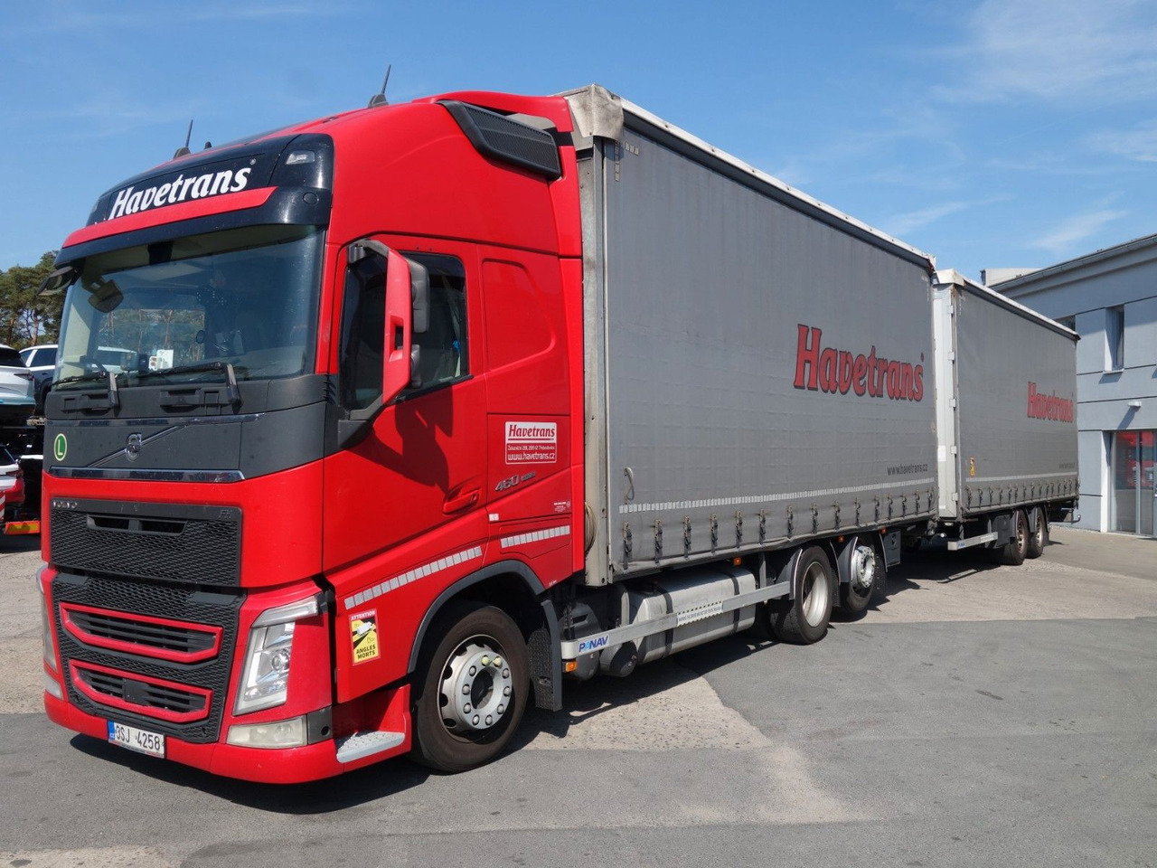 Volvo FH 460 XL 6x2, 120 cbm, Durchfahren - Camión lona: foto 1 Volvo FH 460 XL 6x2, 120 cbm, Durchfahren - Camión lona: foto 1