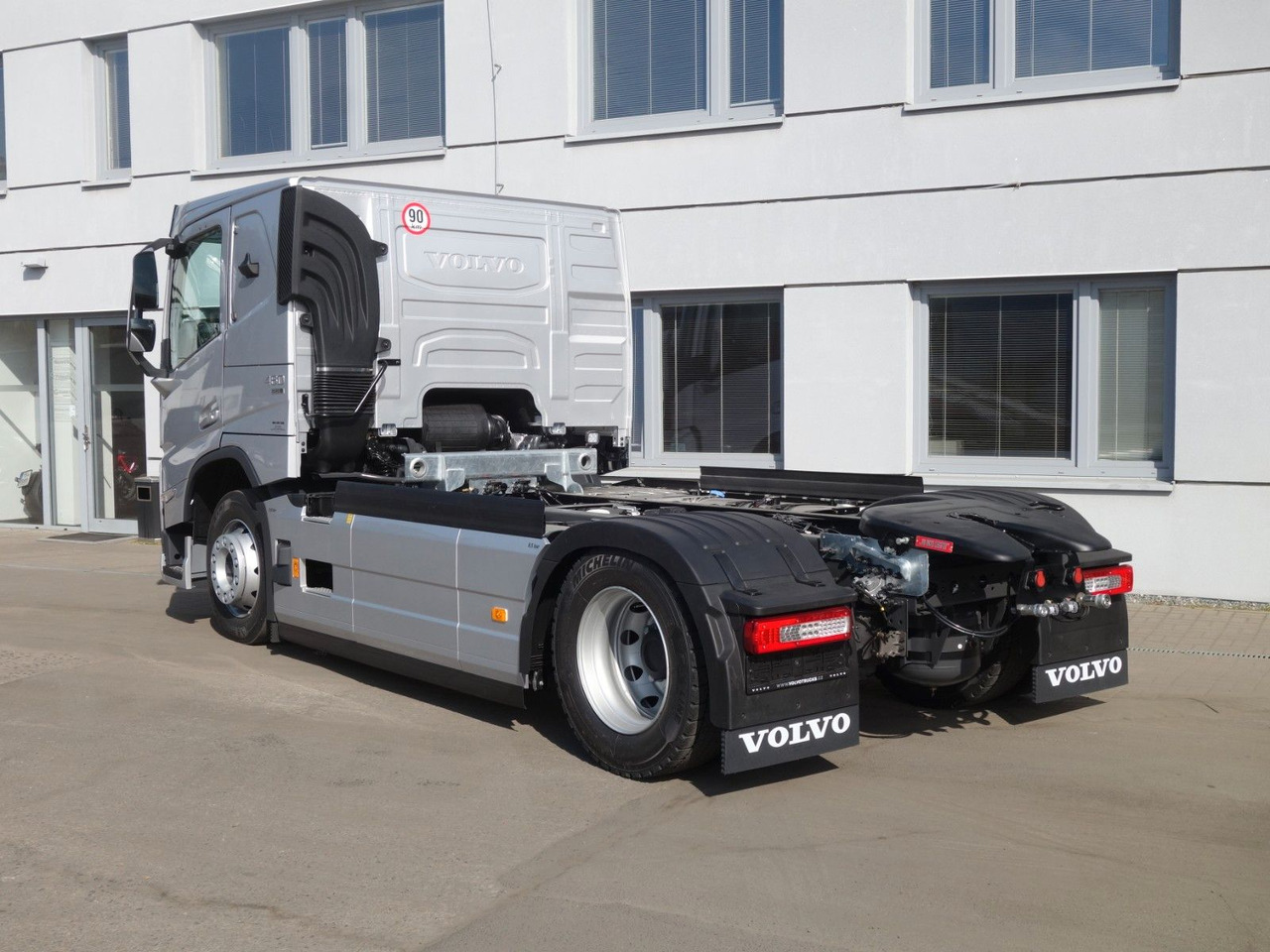 Volvo FM 13, 460 PS, Retarder, fur Euro Lohr, Neue Volvo FM 13, 460 PS, Retarder, fur Euro Lohr, Neue - Camión portavehículos: foto 3 Volvo FM 13, 460 PS, Retarder, fur Euro Lohr, Neue Volvo FM 13, 460 PS, Retarder, fur Euro Lohr, Neue - Camión portavehículos: foto 3