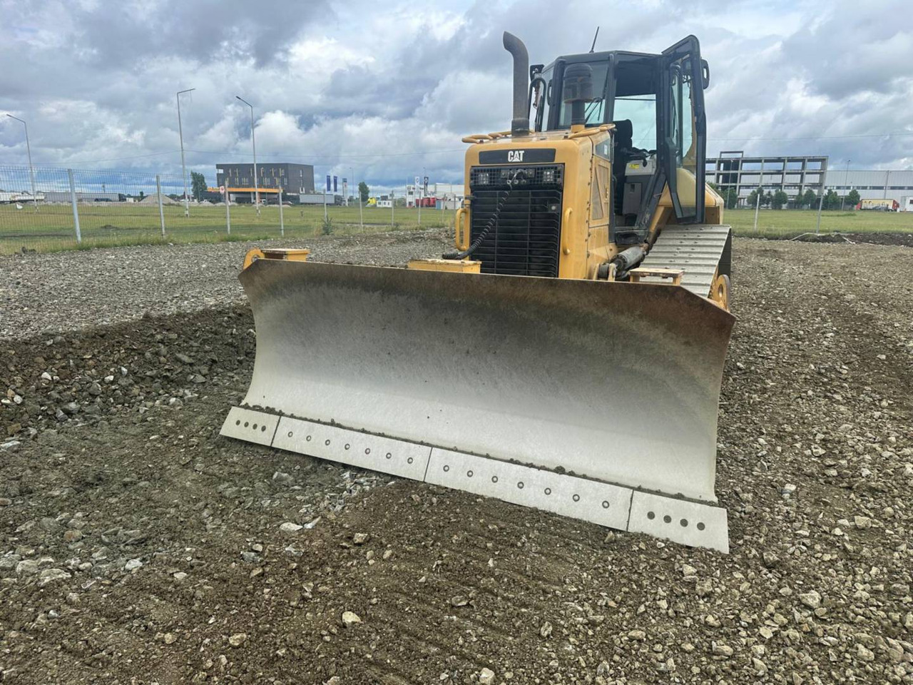 Bulldozer CAT D6NXL: foto 9 Bulldozer CAT D6NXL: foto 9