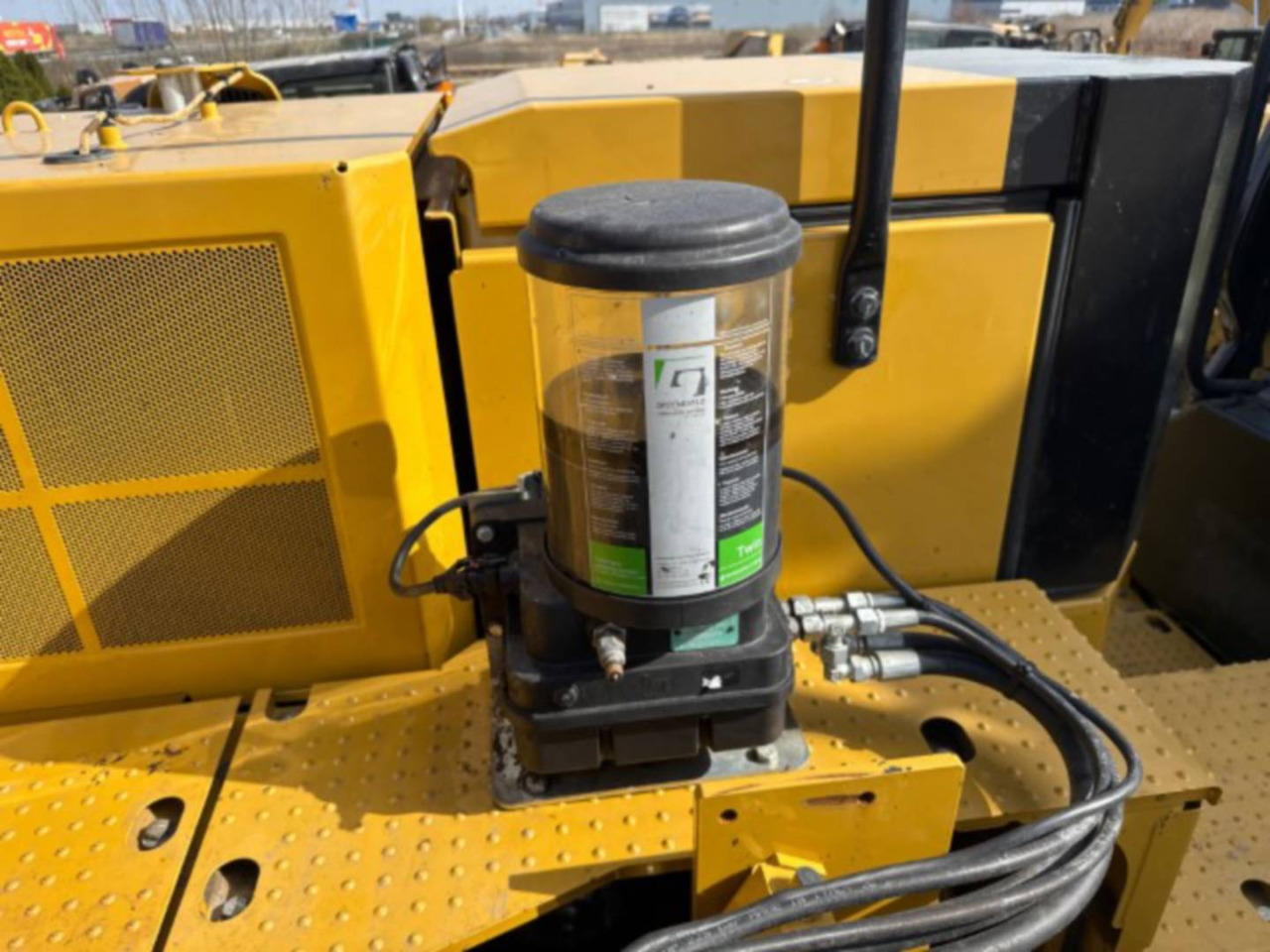 Excavadora de cadenas CAT 374: foto 11