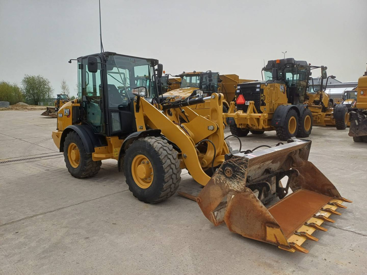 CAT 906M - Cargadora de ruedas: foto 2 CAT 906M - Cargadora de ruedas: foto 2
