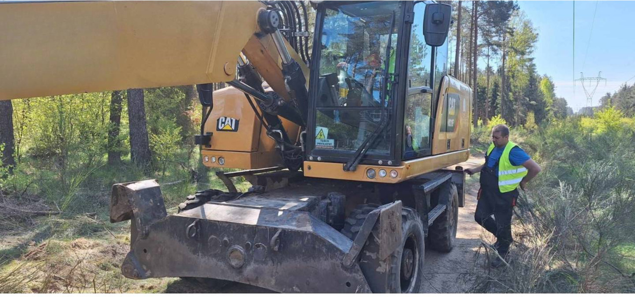 CAT M318F - Excavadora de ruedas: foto 1 CAT M318F - Excavadora de ruedas: foto 1