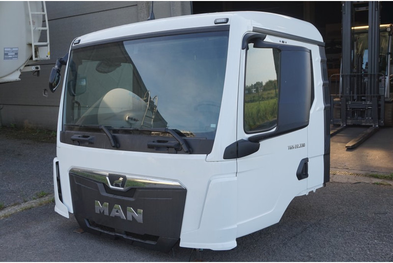 MAN TG3 NN NEW 81.60000-5120 - Cabina e interior para Camión: foto 3 MAN TG3 NN NEW 81.60000-5120 - Cabina e interior para Camión: foto 3