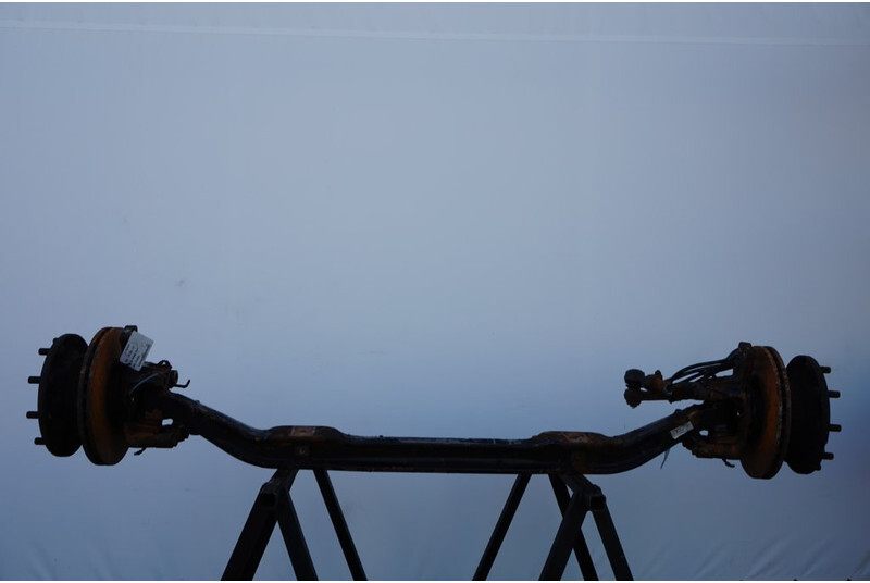 MAN V9-82L-27 - Eje delantero para Camión: foto 1 MAN V9-82L-27 - Eje delantero para Camión: foto 1