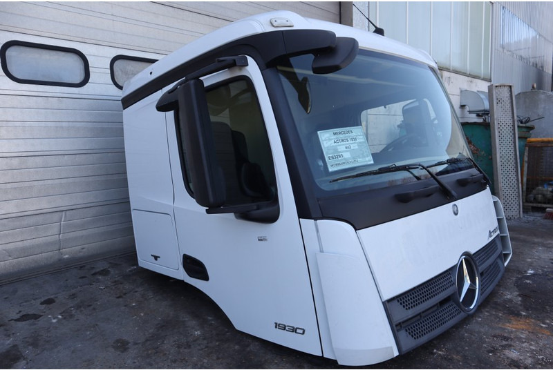 Mercedes-Benz AROCS L-CAB STREAMSPACE 2.3 96082015921314 - Cabina e interior para Camión: foto 3 Mercedes-Benz AROCS L-CAB STREAMSPACE 2.3 96082015921314 - Cabina e interior para Camión: foto 3