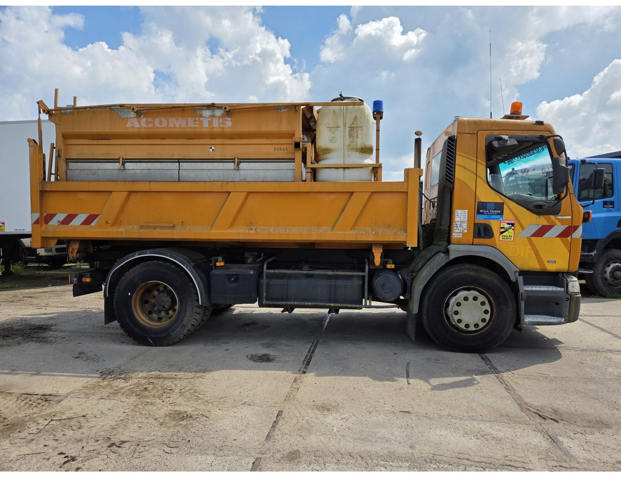 Renault Premium 300 4x2 Tipper Gritter Manual Gearbox Mechanical pump Pomp - Camión volquete: foto 5 Renault Premium 300 4x2 Tipper Gritter Manual Gearbox Mechanical pump Pomp - Camión volquete: foto 5