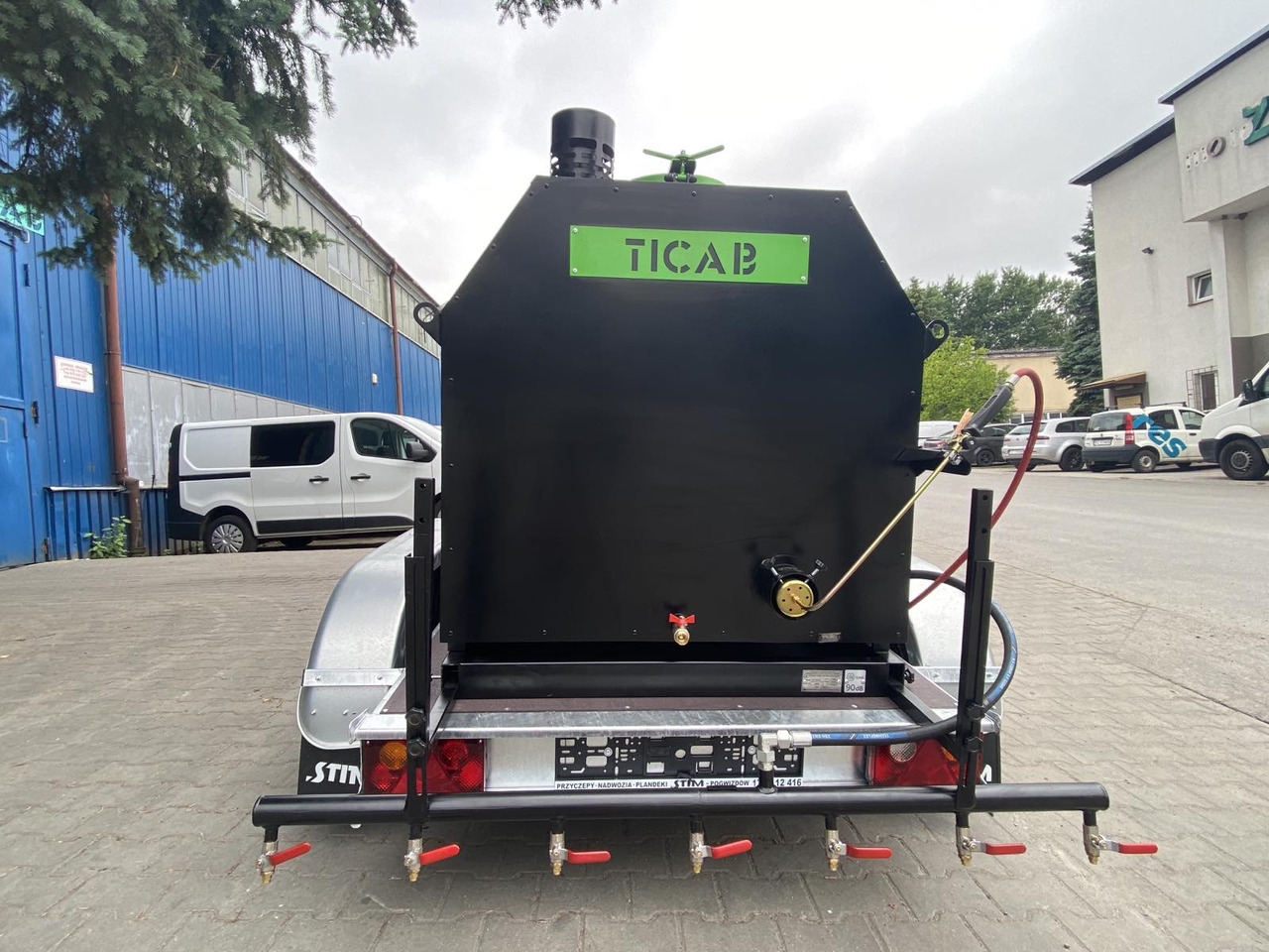TICAB SelfPropelled Bitumen Emulsion Sprayer,1000L,Manufacturer - Distribuidor de asfalto: foto 5 TICAB SelfPropelled Bitumen Emulsion Sprayer,1000L,Manufacturer - Distribuidor de asfalto: foto 5