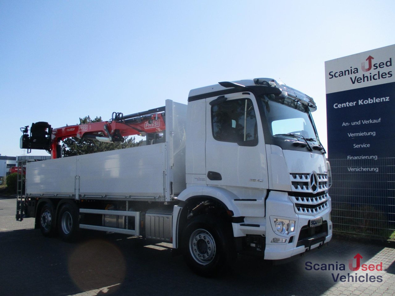 MERCEDES-BENZ AROCS 2545 - FASSI F240ASXP.23 - RUNGENSYSTEM - - Camión caja abierta: foto 1 MERCEDES-BENZ AROCS 2545 - FASSI F240ASXP.23 - RUNGENSYSTEM - - Camión caja abierta: foto 1