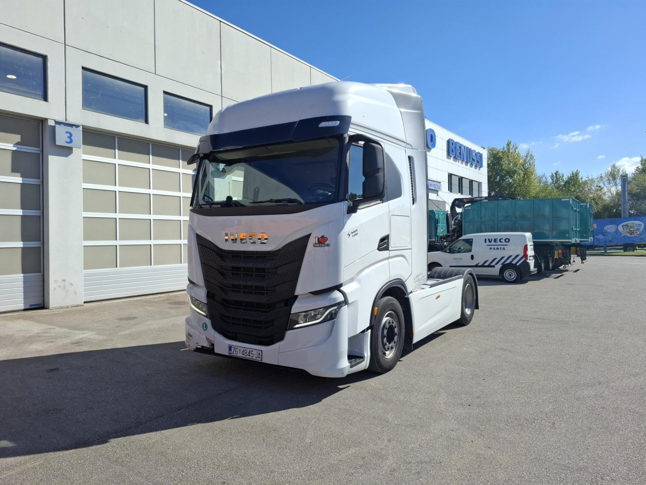 IVECO S-Way AS440S49T/P - Cabeza tractora: foto 1 IVECO S-Way AS440S49T/P - Cabeza tractora: foto 1