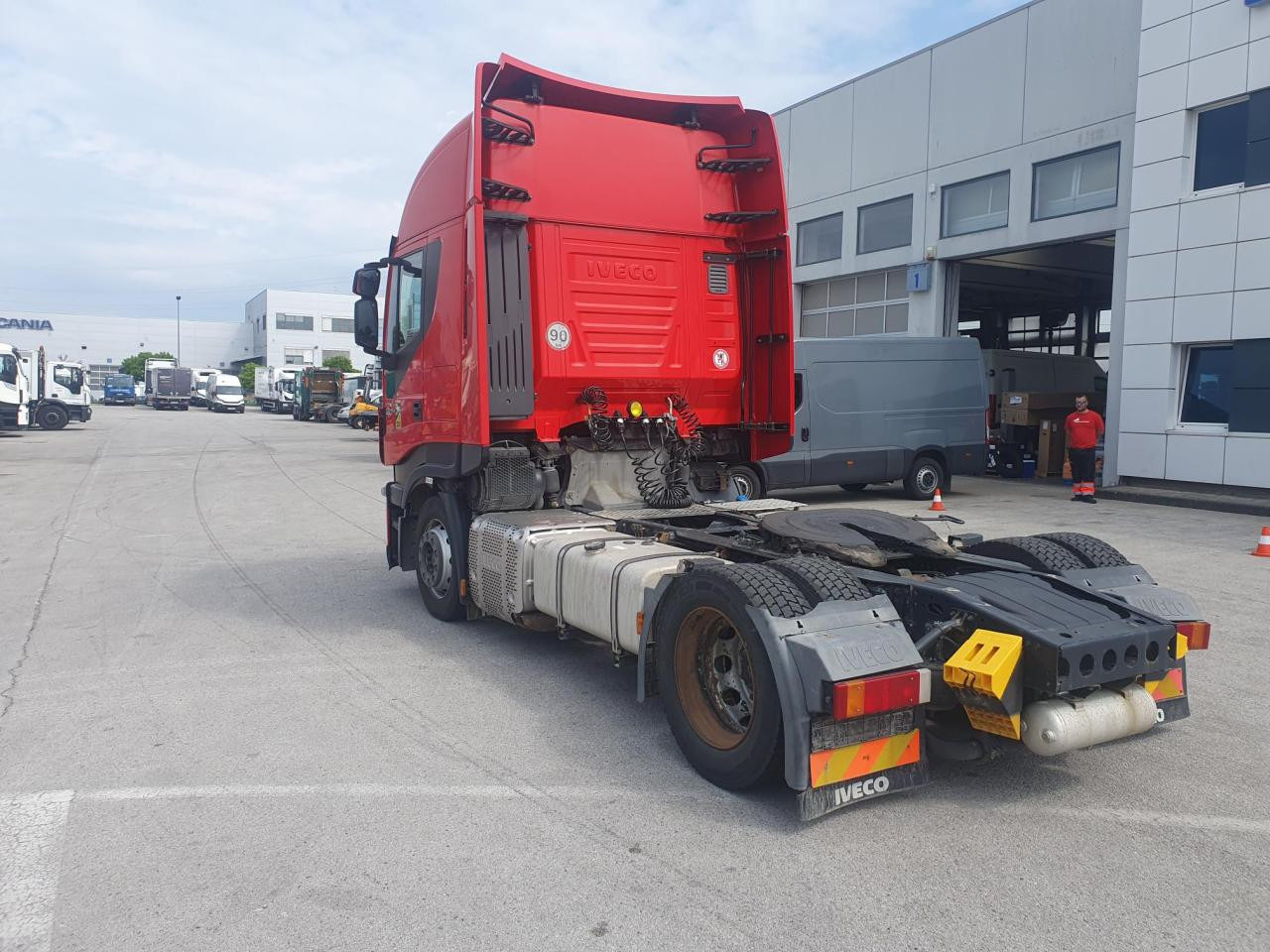 IVECO Stralis AS440S48T/FP-LT - Cabeza tractora: foto 4 IVECO Stralis AS440S48T/FP-LT - Cabeza tractora: foto 4