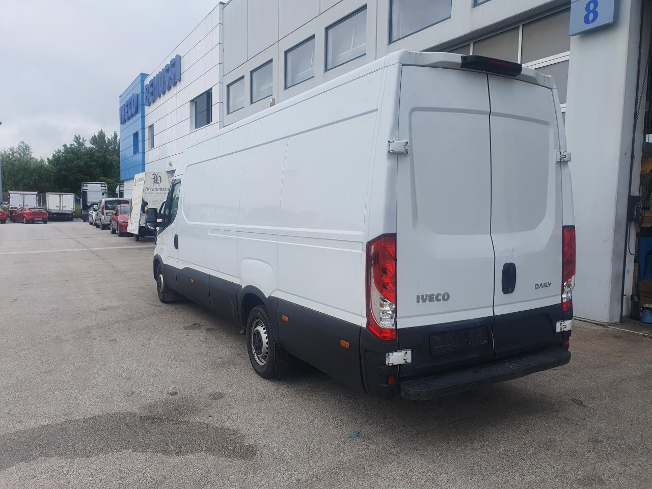 IVECO Daily 35S16V - Furgoneta de pasajeros: foto 3 IVECO Daily 35S16V - Furgoneta de pasajeros: foto 3