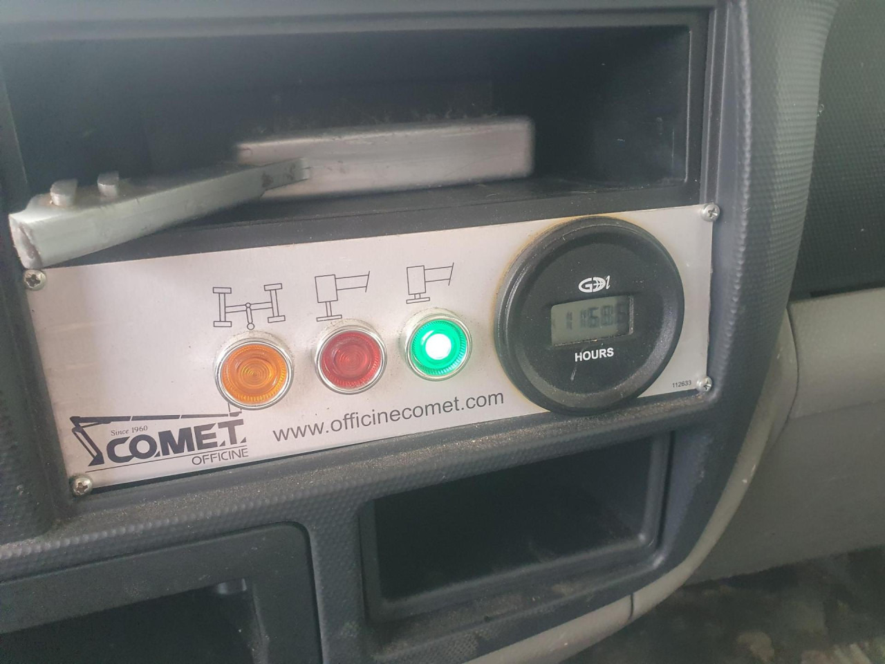 Camión con plataforma elevadora NISSAN Cabstar NT400: foto 7 Camión con plataforma elevadora NISSAN Cabstar NT400: foto 7