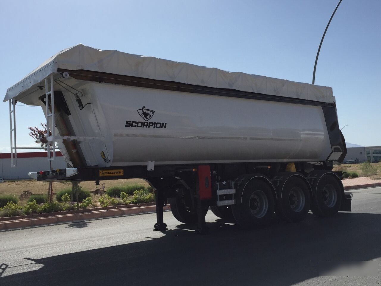Scorpion Trailer SCORPION TRAILER NEW 3 AXLE TIPPER SEMI TRAILER (MANUFACTURER COMPANY) - Semirremolque volquete: foto 3 Scorpion Trailer SCORPION TRAILER NEW 3 AXLE TIPPER SEMI TRAILER (MANUFACTURER COMPANY) - Semirremolque volquete: foto 3