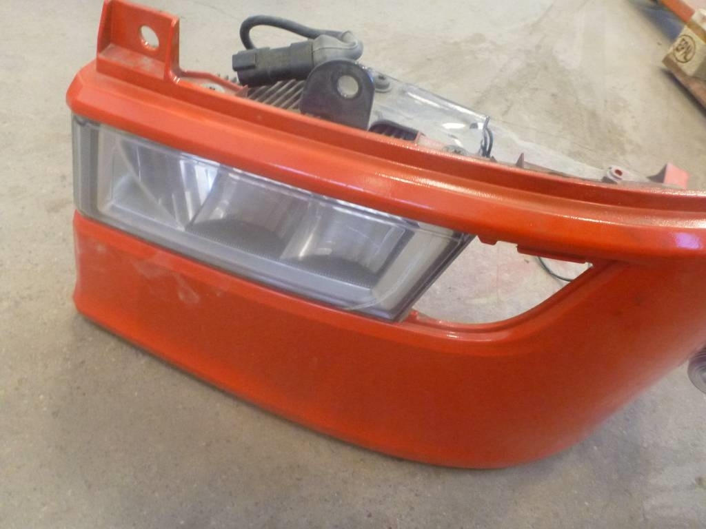 Scania Stötfångarhörn, 2295953 - Bastidor/ Chasis para Camión: foto 2 Scania Stötfångarhörn, 2295953 - Bastidor/ Chasis para Camión: foto 2