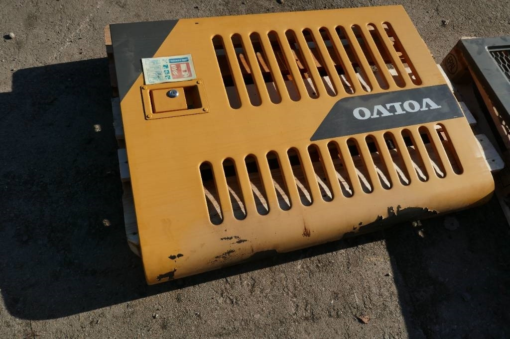 Volvo EC 380 DL sidolucka voe14608952 - Bastidor/ Chasis para Maquinaria de construcción: foto 2 Volvo EC 380 DL sidolucka voe14608952 - Bastidor/ Chasis para Maquinaria de construcción: foto 2