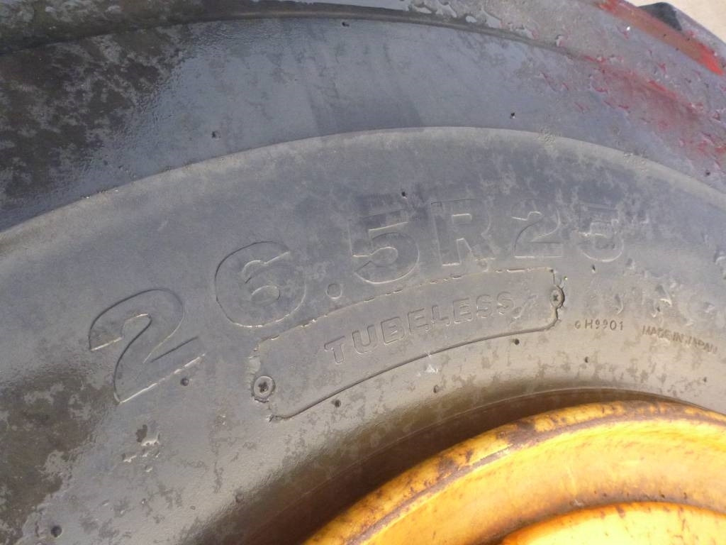 Volvo Hjul, Bridgestone 26.5R25 1st - Eje y piezas para Maquinaria de construcción: foto 5 Volvo Hjul, Bridgestone 26.5R25 1st - Eje y piezas para Maquinaria de construcción: foto 5