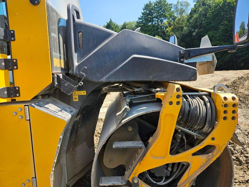 BOMAG BW 174 AP-4F AM, Tandem Roller - Apisonadora de asfalto: foto 5 BOMAG BW 174 AP-4F AM, Tandem Roller - Apisonadora de asfalto: foto 5