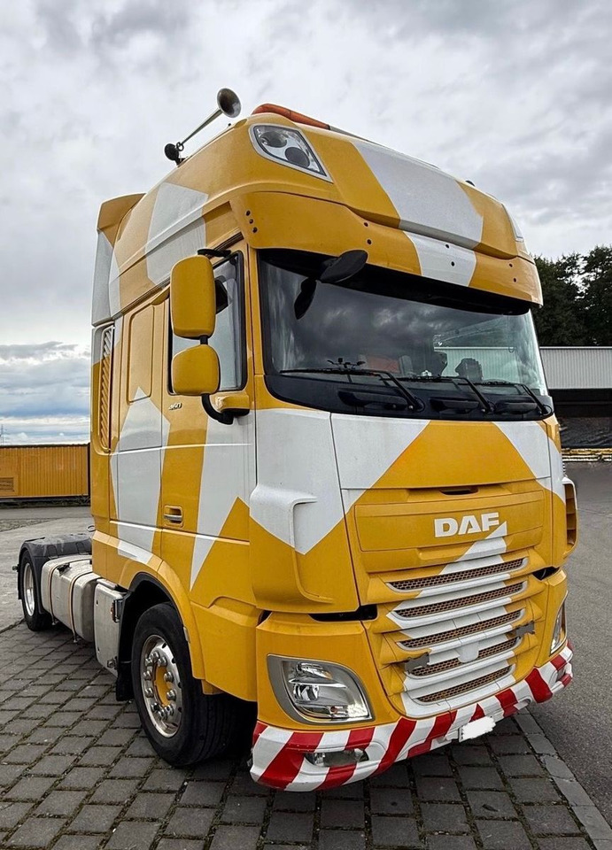 DAF XF460 4x2, Retarder, Euro 6, ALU Felgen - Cabeza tractora: foto 2 DAF XF460 4x2, Retarder, Euro 6, ALU Felgen - Cabeza tractora: foto 2