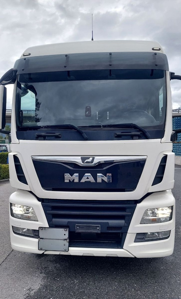 MAN TGS 18.420 4x2, E6, ADR, Retarder - Cabeza tractora: foto 2 MAN TGS 18.420 4x2, E6, ADR, Retarder - Cabeza tractora: foto 2