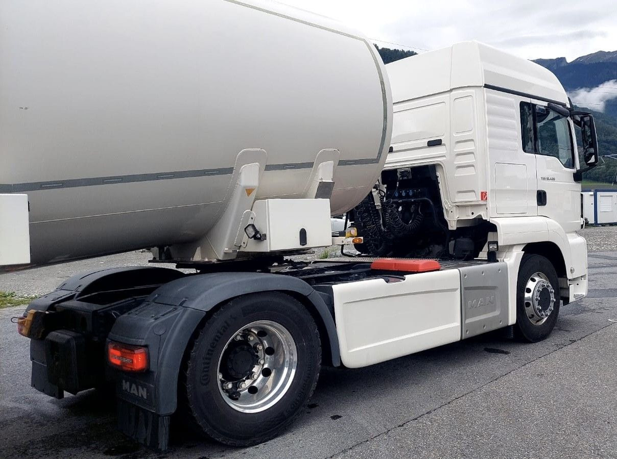 MAN TGS 18.420 4x2, E6, ADR, Retarder - Cabeza tractora: foto 4 MAN TGS 18.420 4x2, E6, ADR, Retarder - Cabeza tractora: foto 4