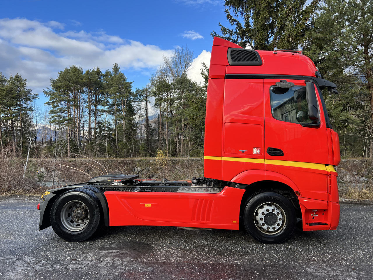 MERCEDES-BENZ Actros 1845 4x2, E6, Retarder - Cabeza tractora: foto 3 MERCEDES-BENZ Actros 1845 4x2, E6, Retarder - Cabeza tractora: foto 3
