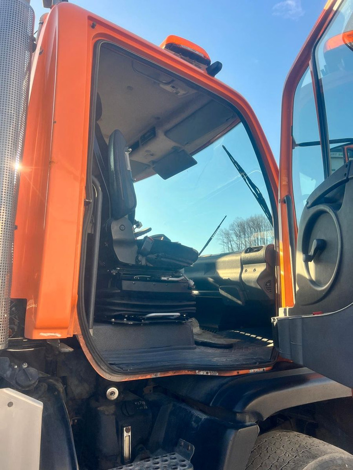 Camión Unimog U500 4x4, Boeschungsmaehwerk Mulag: foto 8 Camión Unimog U500 4x4, Boeschungsmaehwerk Mulag: foto 8