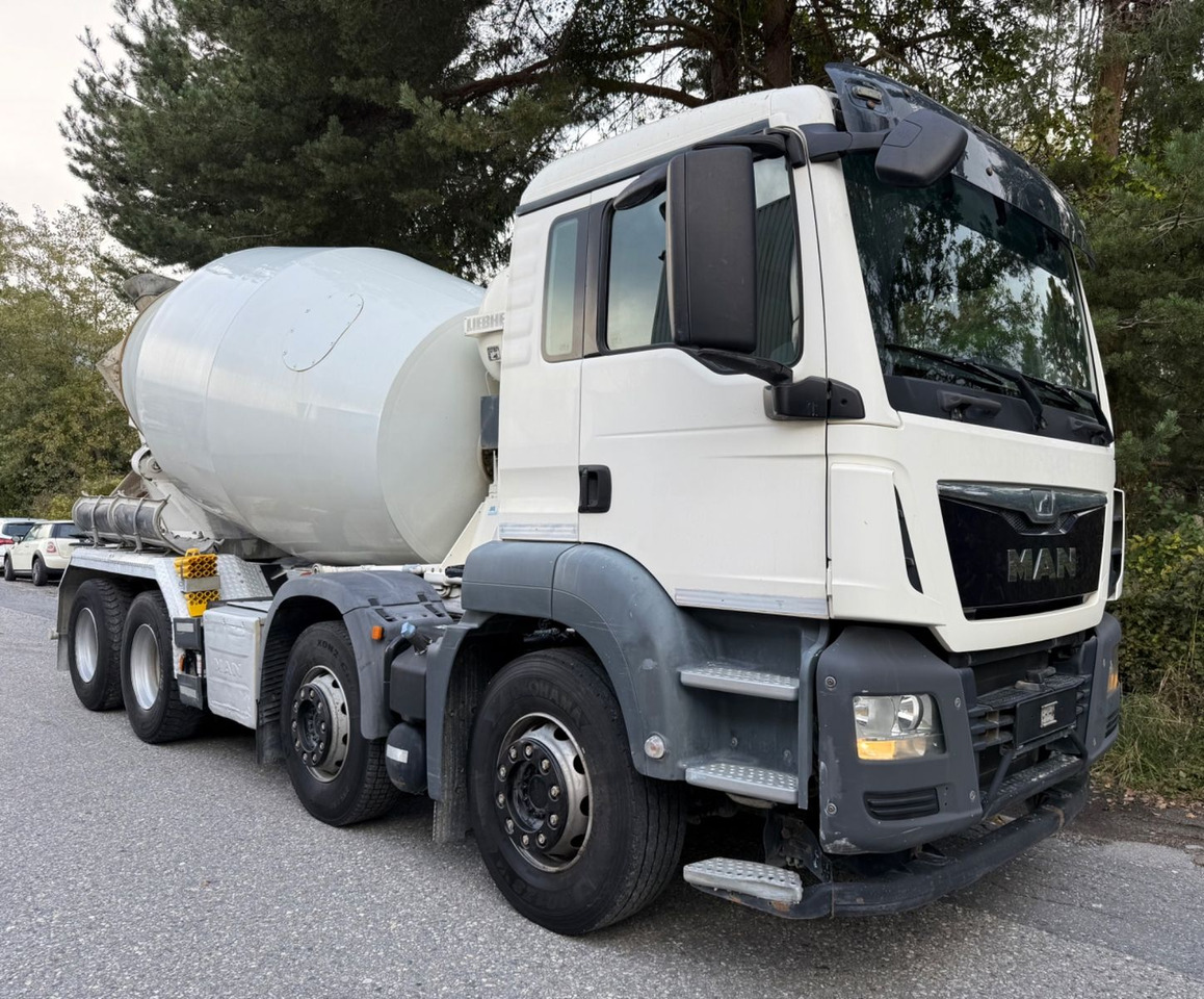 MAN TGS 32.440 8x4, Euro 6, Liebherr 9m3 - Camión hormigonera: foto 2 MAN TGS 32.440 8x4, Euro 6, Liebherr 9m3 - Camión hormigonera: foto 2