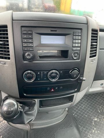 Mercedes-Benz 316 CDI, 5.20m Pritsche - Furgoneta caja abierta: foto 4 Mercedes-Benz 316 CDI, 5.20m Pritsche - Furgoneta caja abierta: foto 4