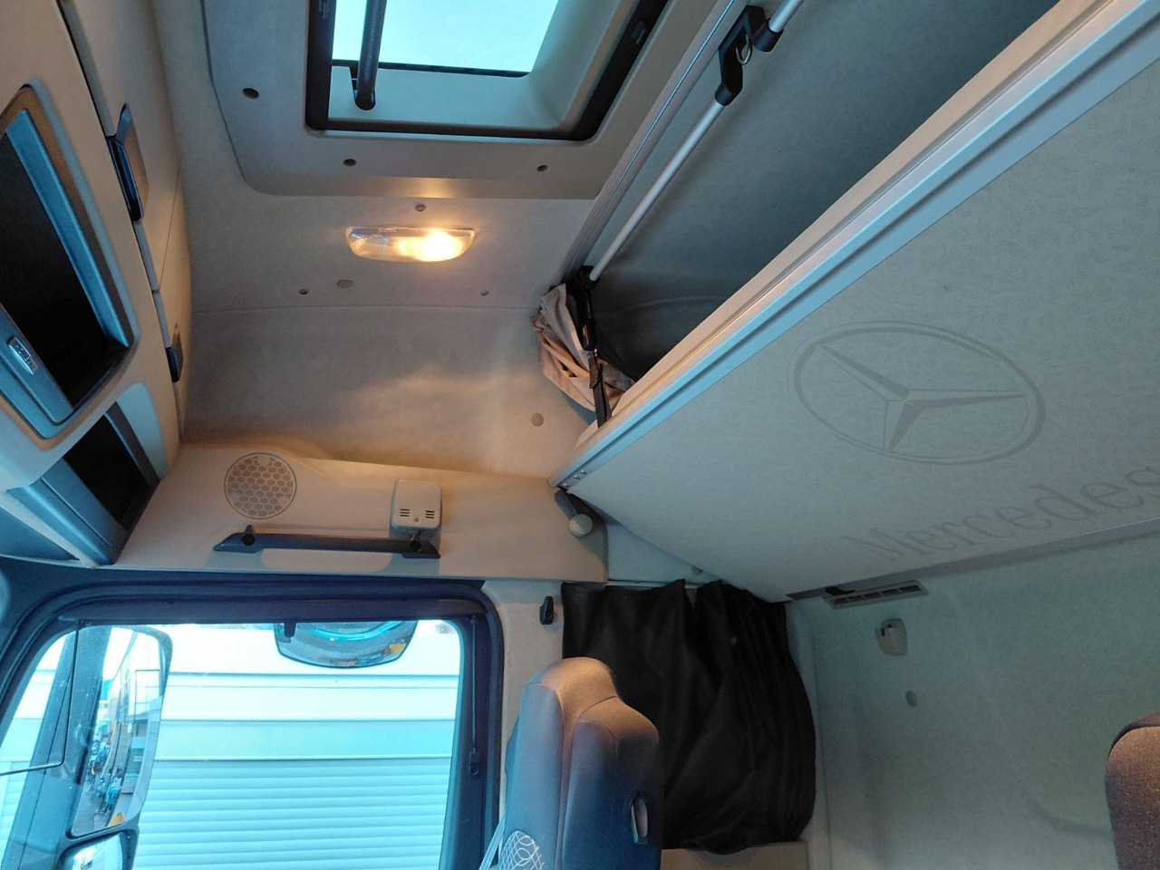Leasing de  Mercedes-Benz Actros 1836 4x2, E6, Ladebordwand, Fahrschule Mercedes-Benz Actros 1836 4x2, E6, Ladebordwand, Fahrschule: foto 14