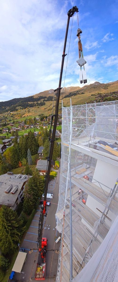 Scania R500 V8 LB10x4, E5, Effer 1750 8S, FLYJIB, 44m - Camión grúa: foto 4 Scania R500 V8 LB10x4, E5, Effer 1750 8S, FLYJIB, 44m - Camión grúa: foto 4