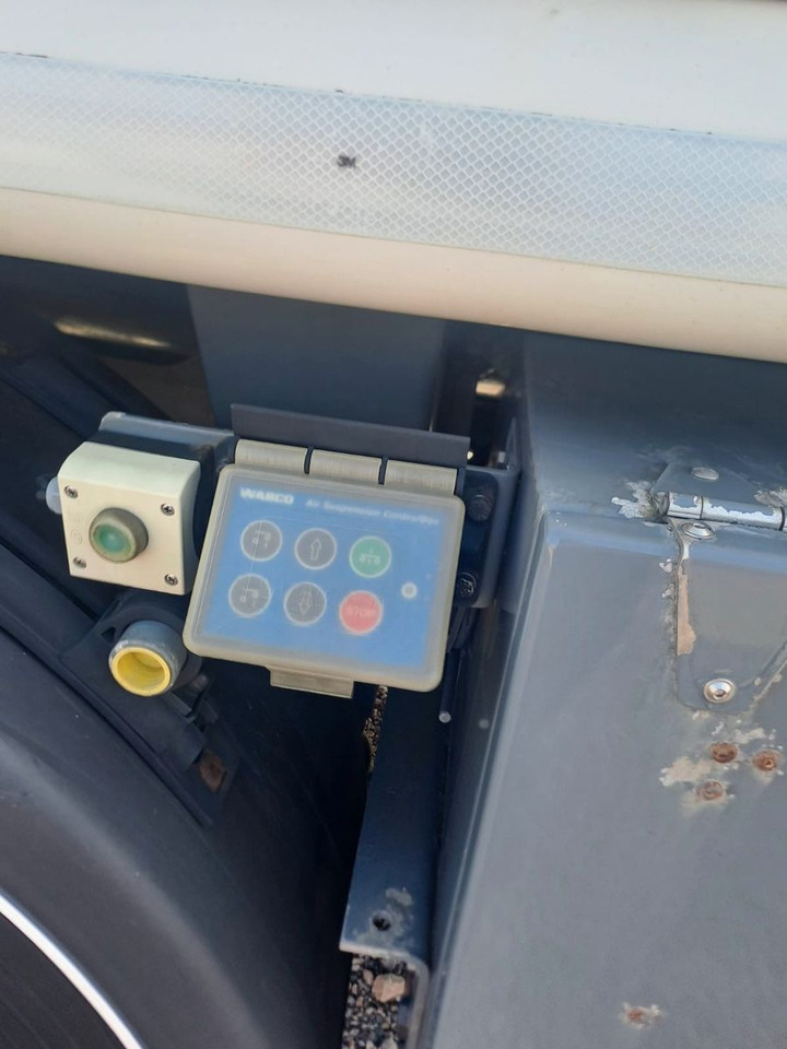 Semirremolque cisterna Schrader ADR, Treibstoff Diesel/Benzin, 4 Kammern, Sening Schrader ADR, Treibstoff Diesel/Benzin, 4 Kammern, Sening: foto 7
