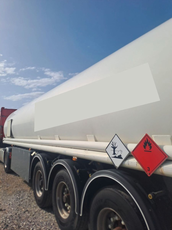 Schrader ADR, Treibstoff Diesel/Benzin, 4 Kammern, Sening Schrader ADR, Treibstoff Diesel/Benzin, 4 Kammern, Sening - Semirremolque cisterna: foto 3 Schrader ADR, Treibstoff Diesel/Benzin, 4 Kammern, Sening Schrader ADR, Treibstoff Diesel/Benzin, 4 Kammern, Sening - Semirremolque cisterna: foto 3