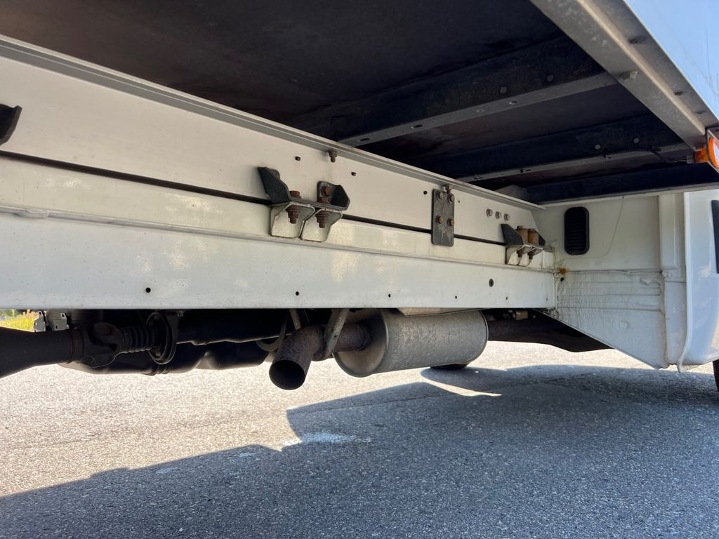 Volkswagen Crafter, 1.9, Ladebordwand, Klima - Furgoneta caja cerrada: foto 5 Volkswagen Crafter, 1.9, Ladebordwand, Klima - Furgoneta caja cerrada: foto 5
