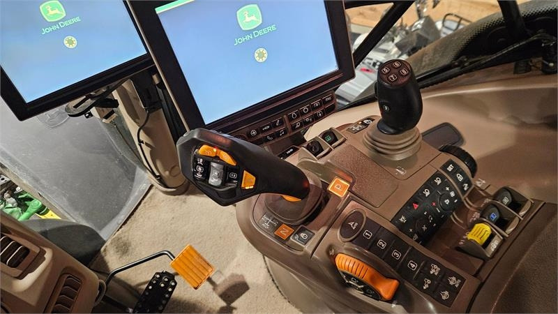 John Deere 6250R Ultimate Edition  - Tractor: foto 5 John Deere 6250R Ultimate Edition  - Tractor: foto 5