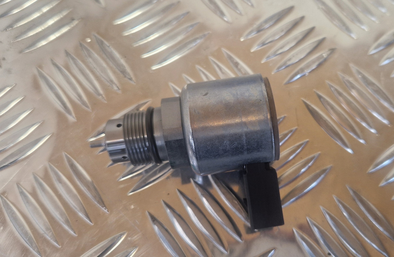 Delphi 28249292 Pressure control valve - Motor y piezas para Maquinaria de construcción: foto 1 Delphi 28249292 Pressure control valve - Motor y piezas para Maquinaria de construcción: foto 1