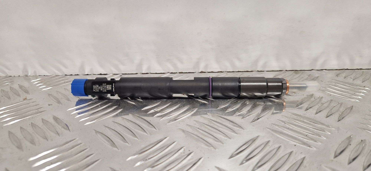 JCB 320/06827 fuel injector Delphi injector 28229876 68kw – 93kw - Motor y piezas para Maquinaria de construcción: foto 4 JCB 320/06827 fuel injector Delphi injector 28229876 68kw – 93kw - Motor y piezas para Maquinaria de construcción: foto 4