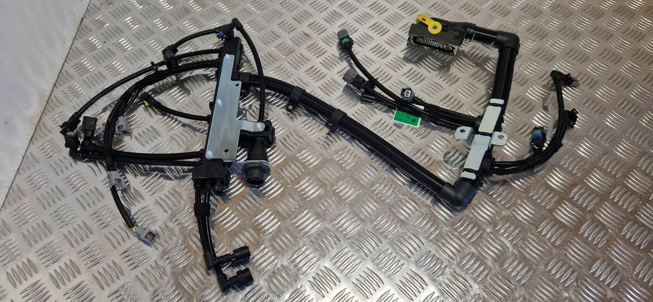 JCB 320/09890 engine Harness Tier 4 interim - Motor y piezas para Maquinaria de construcción: foto 1 JCB 320/09890 engine Harness Tier 4 interim - Motor y piezas para Maquinaria de construcción: foto 1