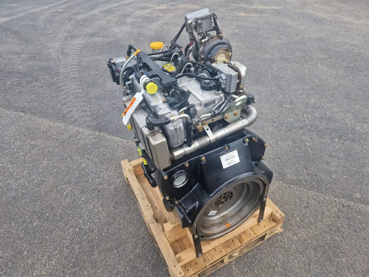 JCB 81kw unused engine 444 TA4 - Motor para Maquinaria de construcción: foto 5 JCB 81kw unused engine 444 TA4 - Motor para Maquinaria de construcción: foto 5