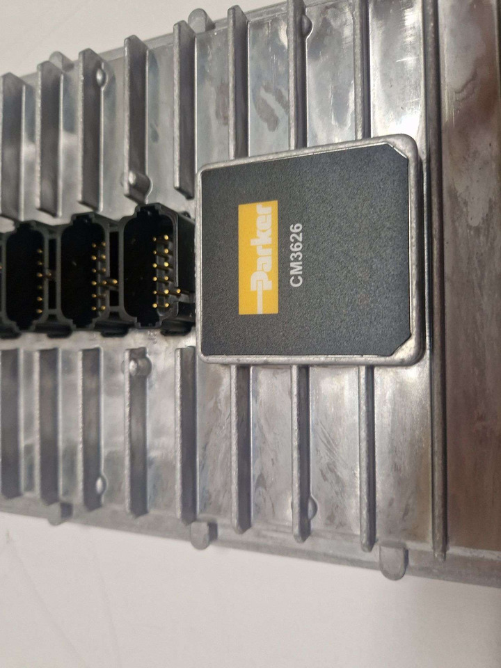 JCB ECU unit 728/D2287 PARKER CM3626 ECU unit - Motor y piezas para Maquinaria de construcción: foto 2 JCB ECU unit 728/D2287 PARKER CM3626 ECU unit - Motor y piezas para Maquinaria de construcción: foto 2
