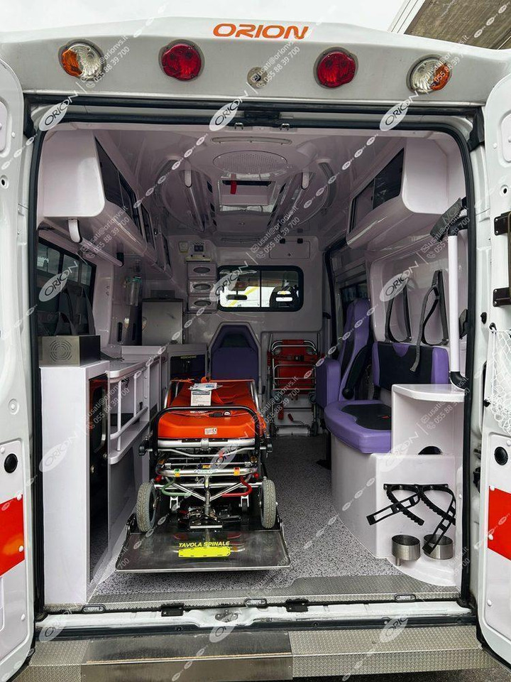 FIAT FIAT 290 DUCATO - Ambulancia: foto 5 FIAT FIAT 290 DUCATO - Ambulancia: foto 5