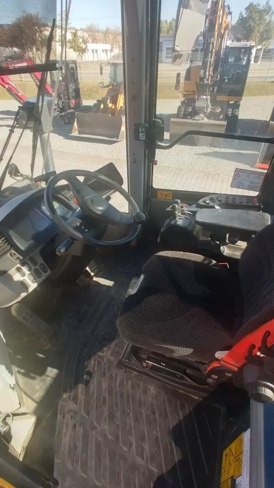 2021 Komatsu WA 470-8 - Cargadora de ruedas: foto 5 2021 Komatsu WA 470-8 - Cargadora de ruedas: foto 5