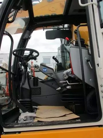 2023 Liebherr A 913 Compact G6.0-D Litronic - Excavadora de ruedas: foto 5 2023 Liebherr A 913 Compact G6.0-D Litronic - Excavadora de ruedas: foto 5