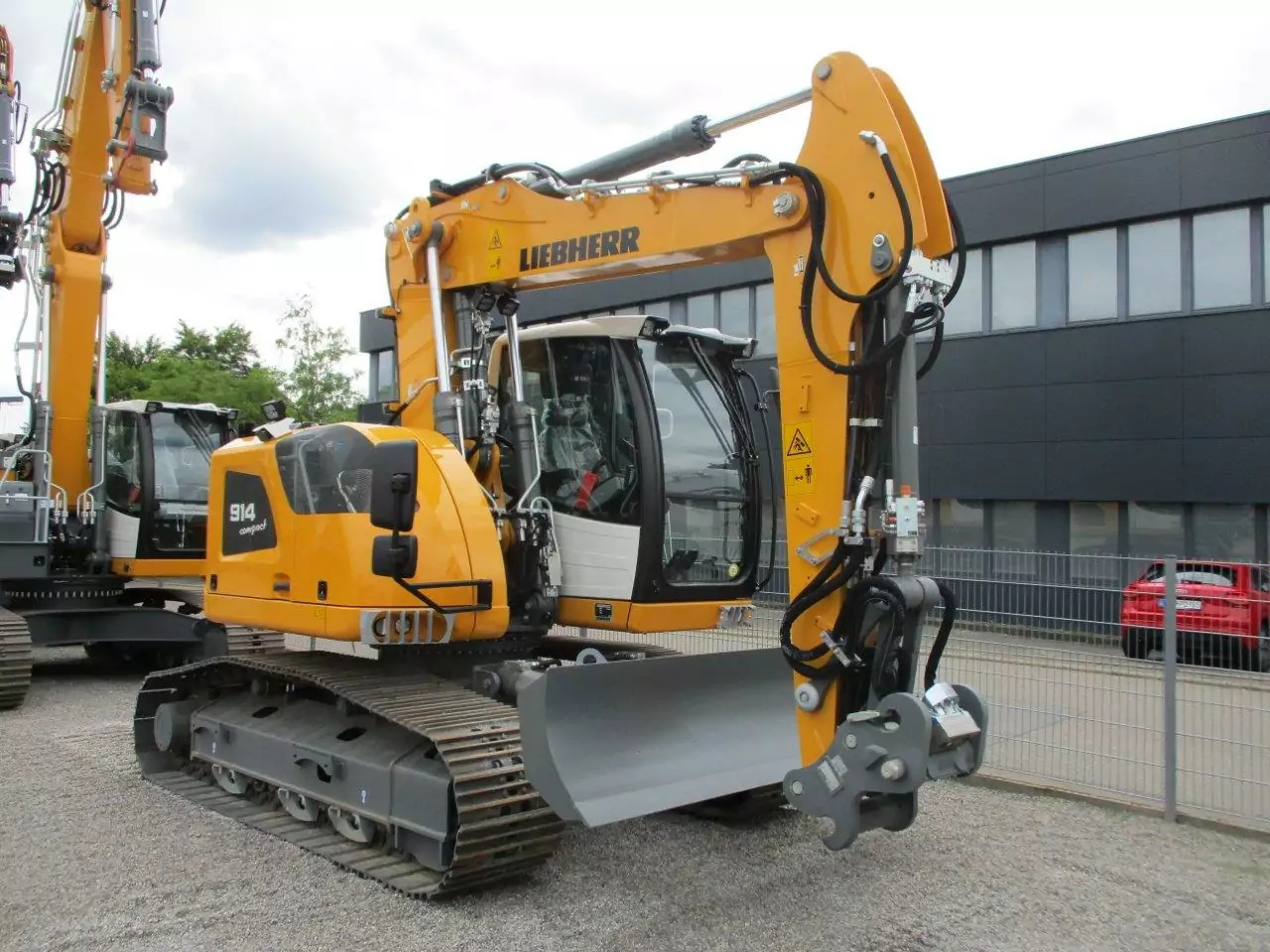 2023 Liebherr R 914 Compact G6.1-D - Excavadora de ruedas: foto 2 2023 Liebherr R 914 Compact G6.1-D - Excavadora de ruedas: foto 2