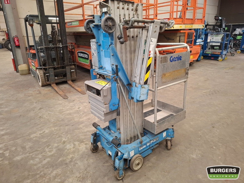 Genie AWP-30S - Plataforma elevadora: foto 3 Genie AWP-30S - Plataforma elevadora: foto 3