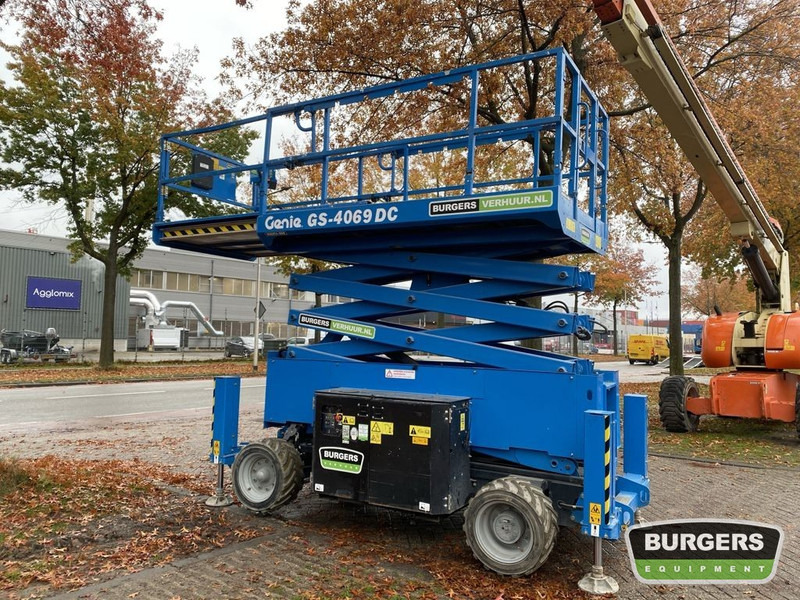 Genie GS4069 DC - Plataforma de tijeras: foto 3 Genie GS4069 DC - Plataforma de tijeras: foto 3
