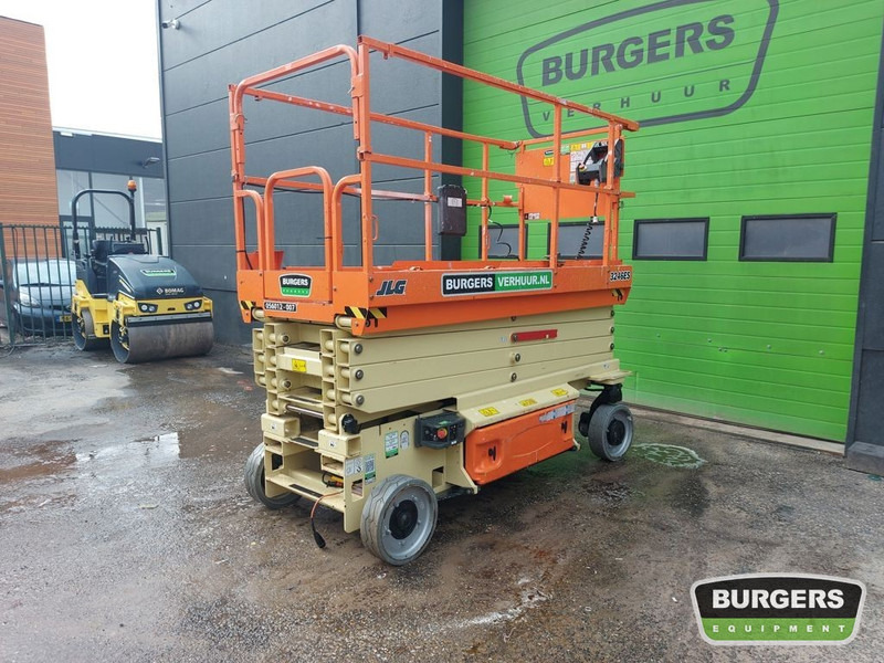 JLG 3246ES - Plataforma de tijeras: foto 1 JLG 3246ES - Plataforma de tijeras: foto 1