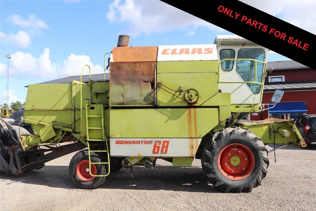 Claas Dominator 68 Dismantled. Only spare parts - Cosechadora de granos: foto 1 Claas Dominator 68 Dismantled. Only spare parts - Cosechadora de granos: foto 1