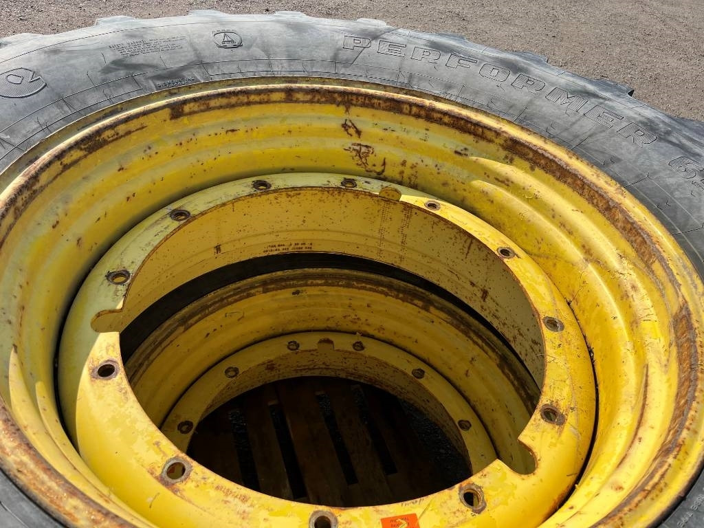 Firestone 650/65R42 till John Deere 7920 - Neumático para Maquinaria agrícola: foto 3 Firestone 650/65R42 till John Deere 7920 - Neumático para Maquinaria agrícola: foto 3